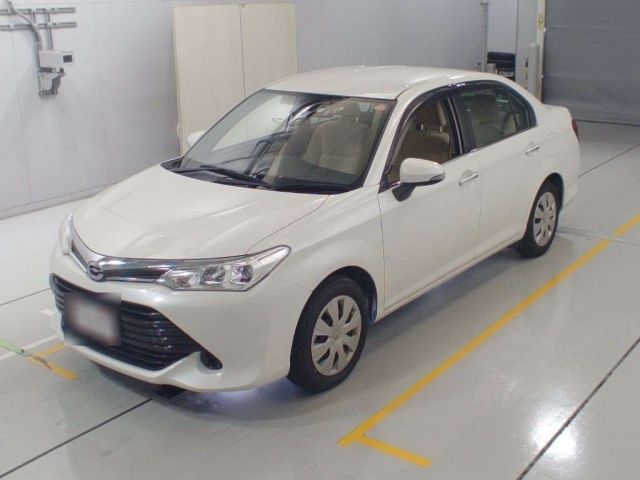 30366 Toyota Corolla axio NRE161 2016 г. (CAA Chubu)